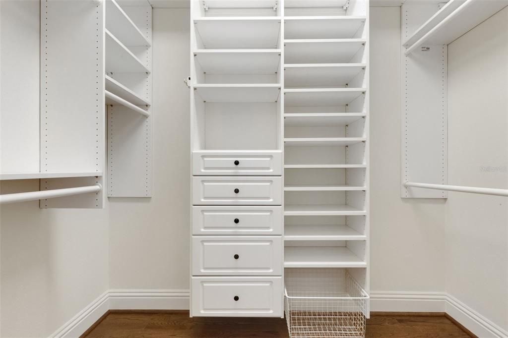 For Sale: $995,000 (3 beds, 2 baths, 2679 Square Feet)