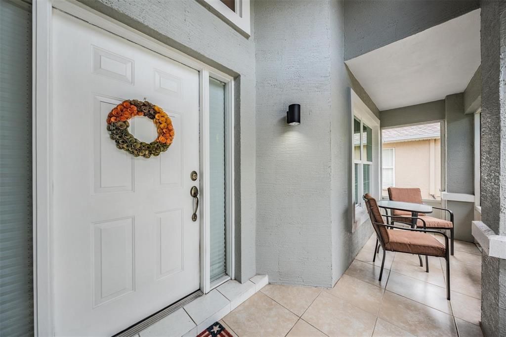 Activo con contrato: $379,900 (3 camas, 2 baños, 1646 Pies cuadrados)