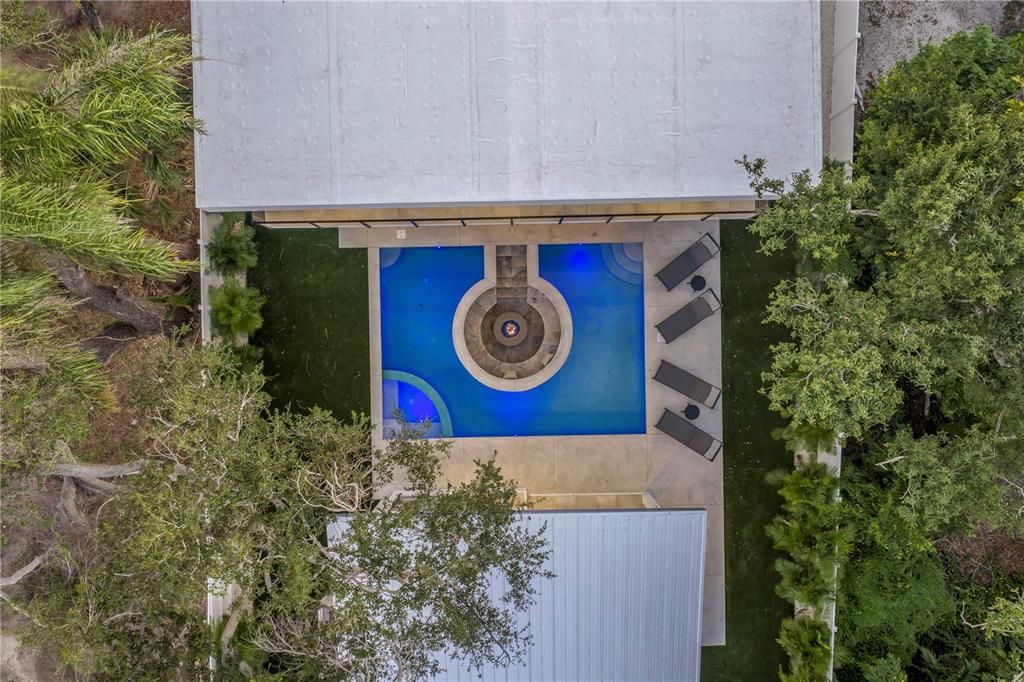 В аренду: $20,000 (6 спален, 6 ванн, 3677 Квадратных фут)