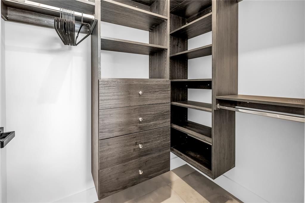 В аренду: $20,000 (6 спален, 6 ванн, 3677 Квадратных фут)