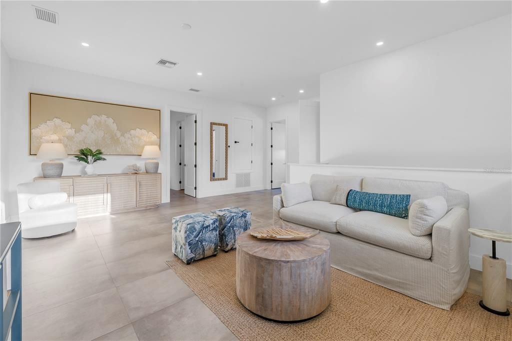 В аренду: $20,000 (6 спален, 6 ванн, 3677 Квадратных фут)