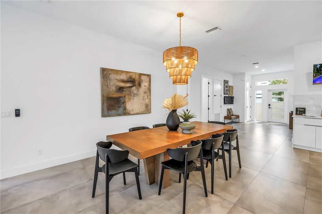 В аренду: $20,000 (6 спален, 6 ванн, 3677 Квадратных фут)