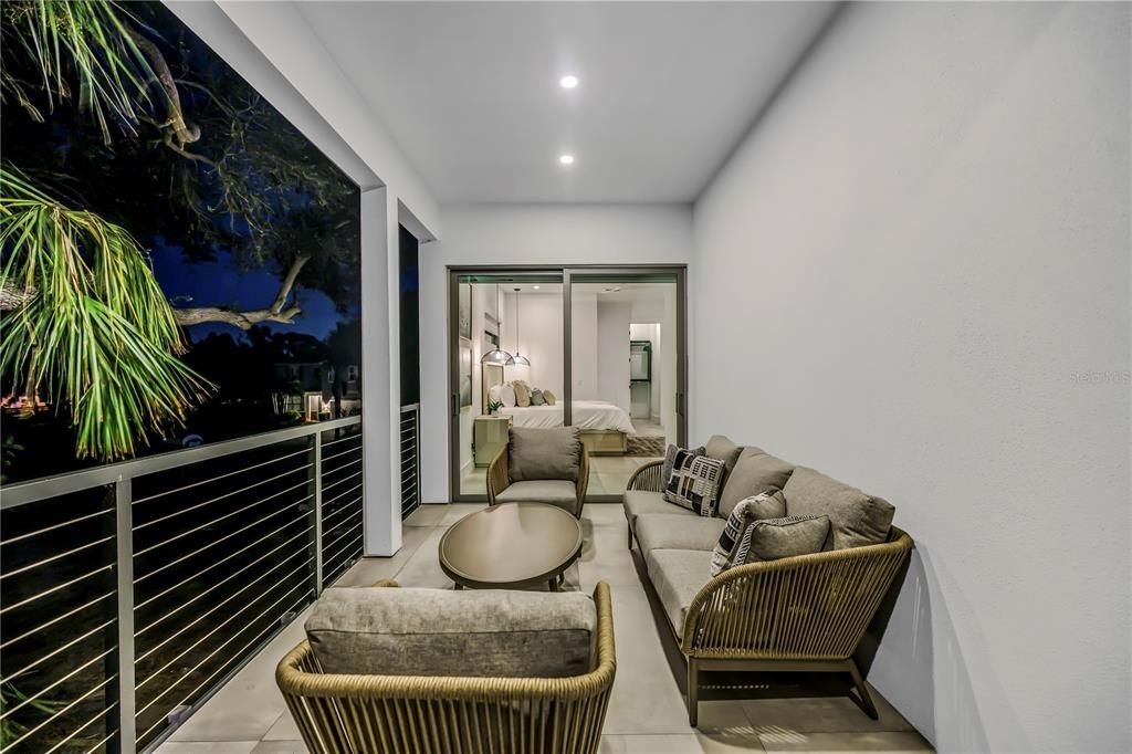 В аренду: $20,000 (6 спален, 6 ванн, 3677 Квадратных фут)