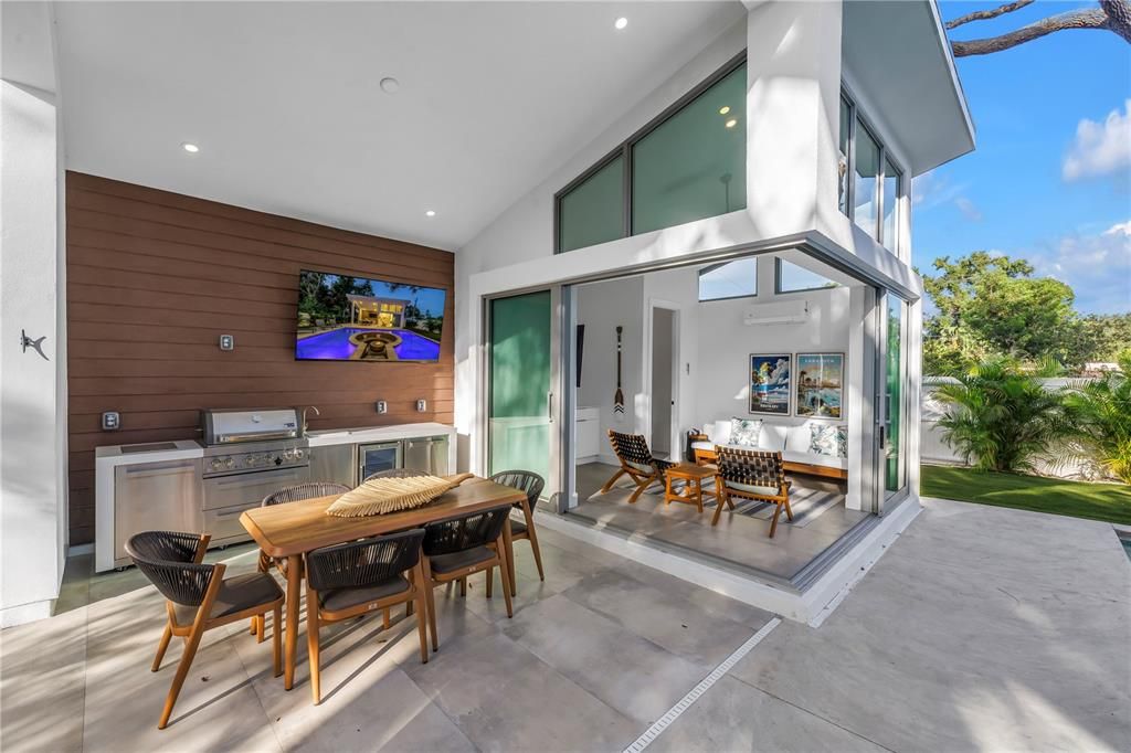 В аренду: $20,000 (6 спален, 6 ванн, 3677 Квадратных фут)