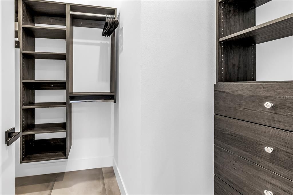 В аренду: $20,000 (6 спален, 6 ванн, 3677 Квадратных фут)