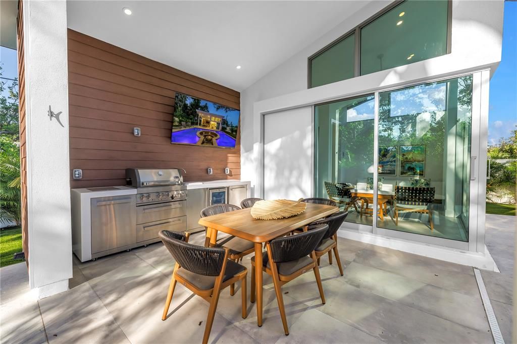 В аренду: $20,000 (6 спален, 6 ванн, 3677 Квадратных фут)