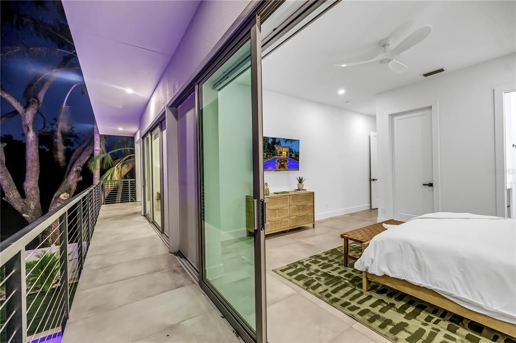 В аренду: $20,000 (6 спален, 6 ванн, 3677 Квадратных фут)