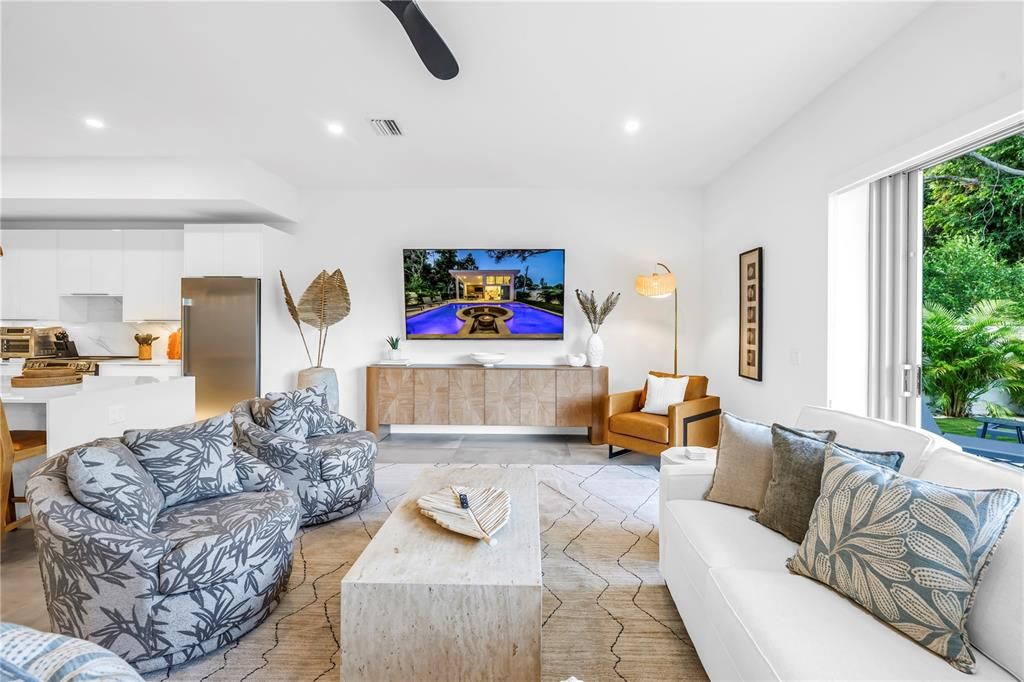 В аренду: $20,000 (6 спален, 6 ванн, 3677 Квадратных фут)