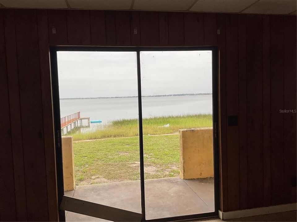 出租: $1,500 (3 贝兹, 2 浴室, 1350 平方英尺)