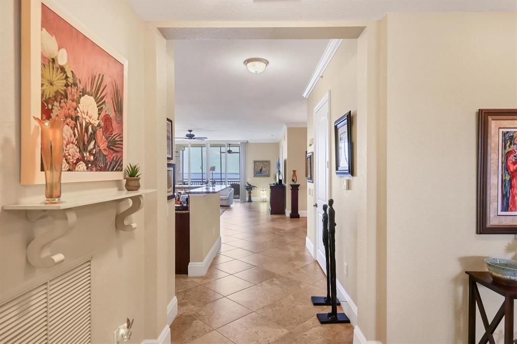 En Venta: $900,000 (3 camas, 2 baños, 2553 Pies cuadrados)