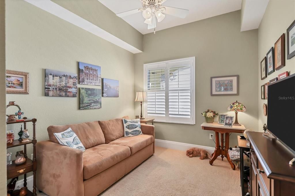 En Venta: $900,000 (3 camas, 2 baños, 2553 Pies cuadrados)