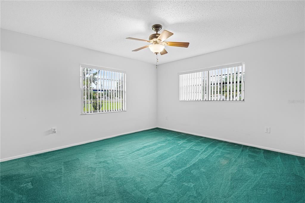 For Sale: $229,900 (2 beds, 2 baths, 1463 Square Feet)