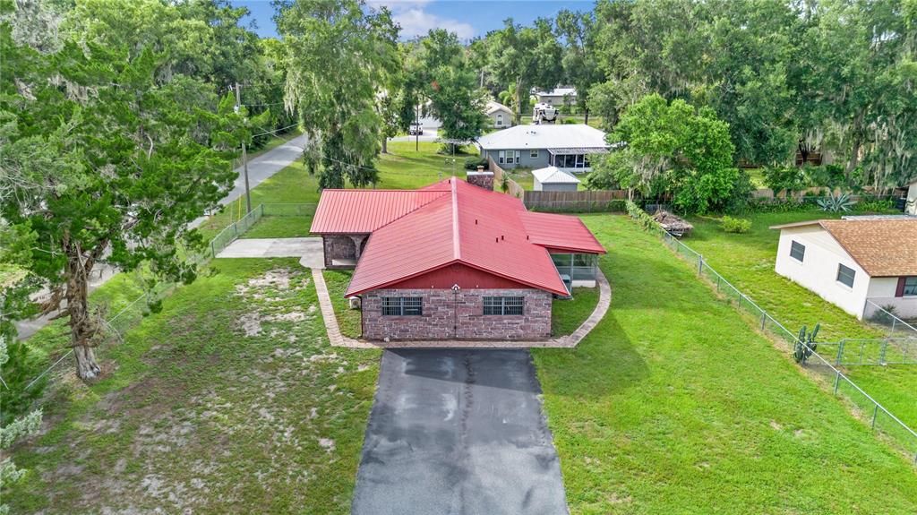 For Sale: $229,900 (2 beds, 2 baths, 1463 Square Feet)