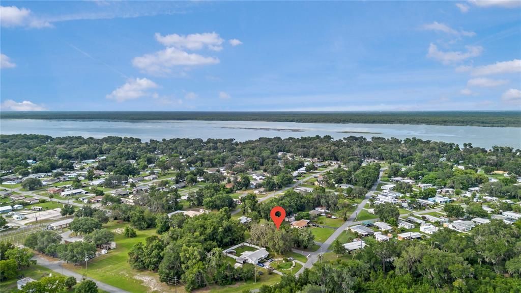 For Sale: $229,900 (2 beds, 2 baths, 1463 Square Feet)