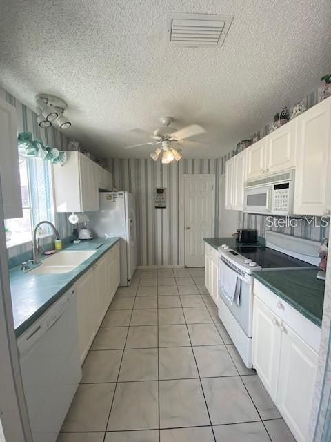 For Rent: $3,500 (2 beds, 2 baths, 1094 Square Feet)