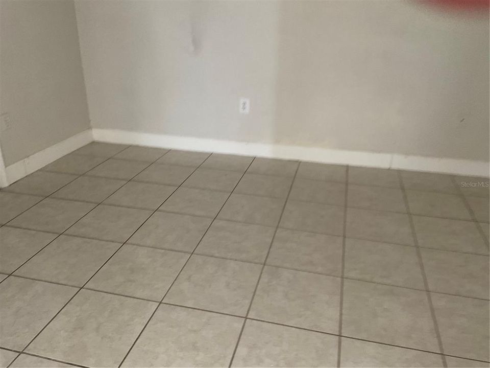 For Rent: $1,500 (1 beds, 1 baths, 700 Square Feet)