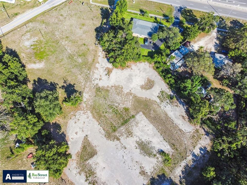 Под контрактом: $2,199,900 (4.62 acres)