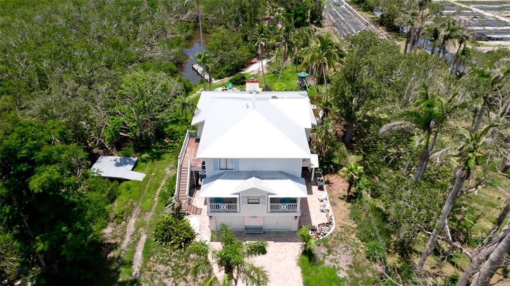 合同活跃: $1,095,000 (4 贝兹, 3 浴室, 2604 平方英尺)