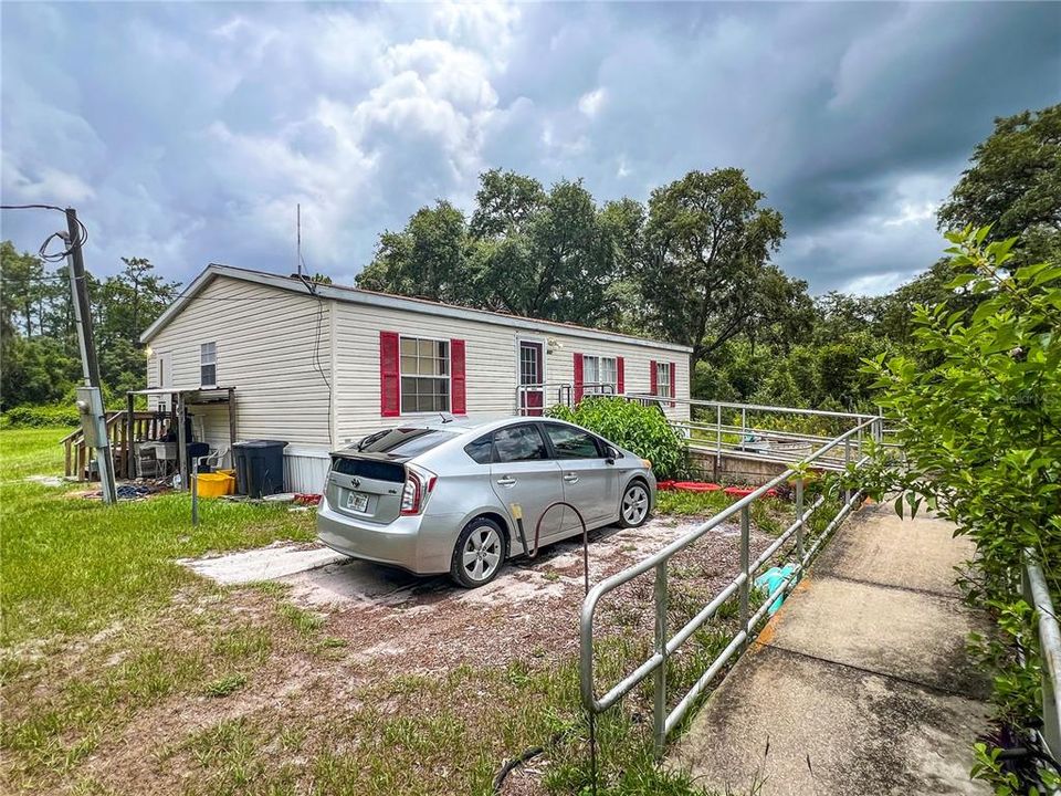 Recently Sold: $99,900 (3 beds, 2 baths, 1188 Square Feet)