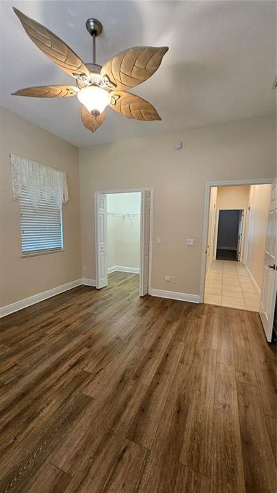 For Sale: $449,000 (3 beds, 2 baths, 2717 Square Feet)