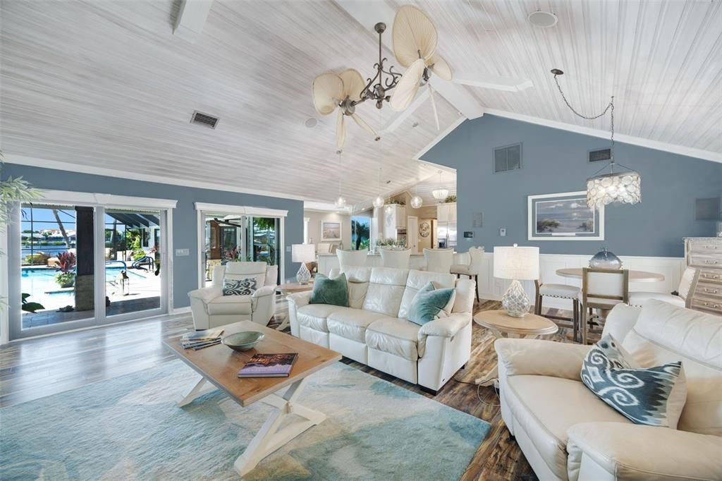 For Sale: $2,195,000 (4 beds, 3 baths, 3855 Square Feet)