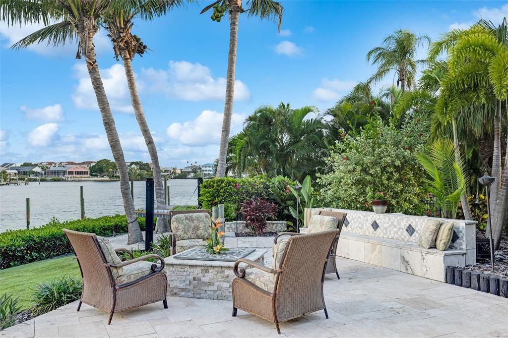 For Sale: $2,195,000 (4 beds, 3 baths, 3855 Square Feet)