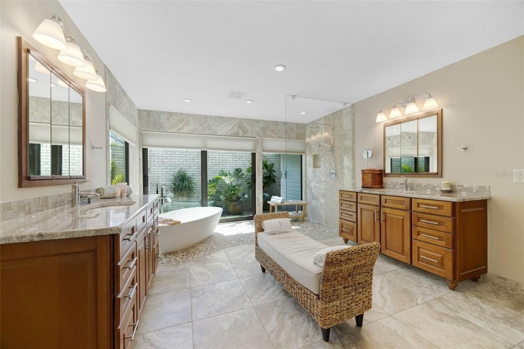 For Sale: $2,195,000 (4 beds, 3 baths, 3855 Square Feet)