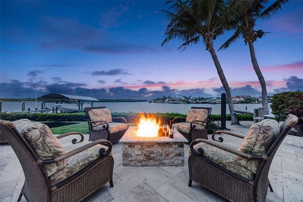 For Sale: $2,195,000 (4 beds, 3 baths, 3855 Square Feet)