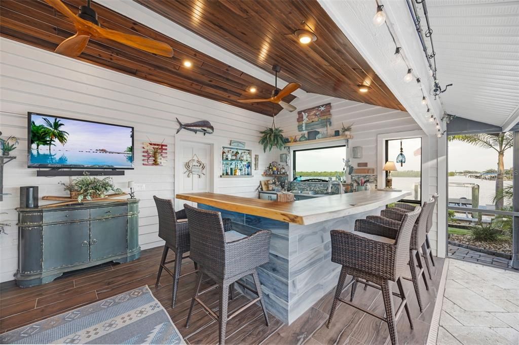 For Sale: $2,195,000 (4 beds, 3 baths, 3855 Square Feet)