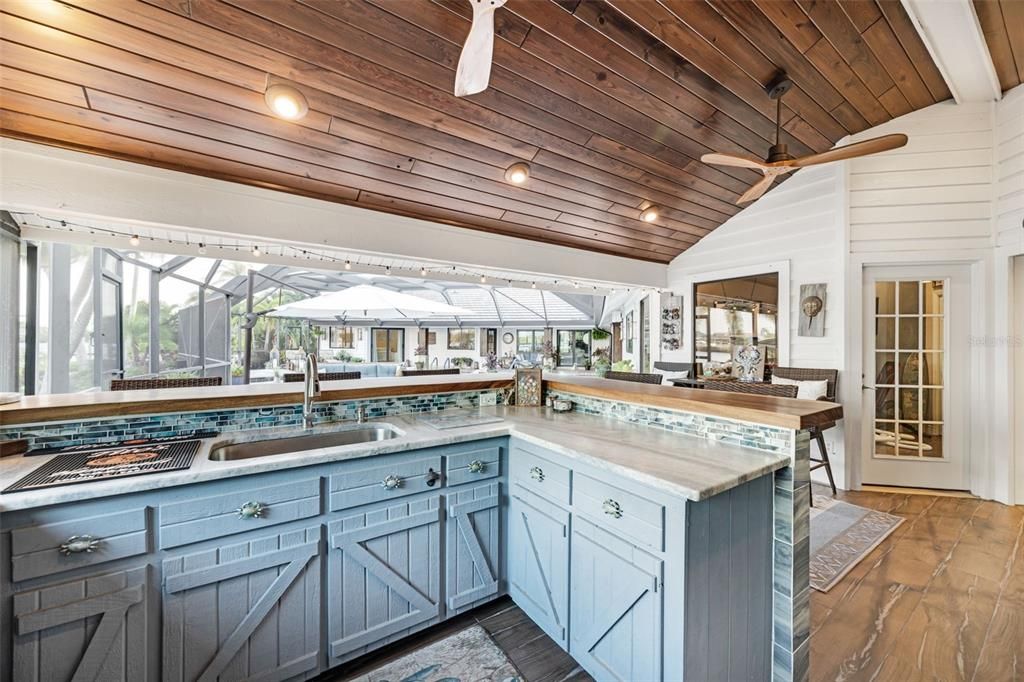 For Sale: $2,195,000 (4 beds, 3 baths, 3855 Square Feet)