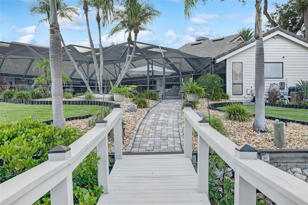 For Sale: $2,195,000 (4 beds, 3 baths, 3855 Square Feet)