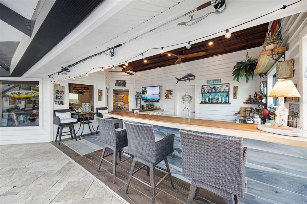 For Sale: $2,195,000 (4 beds, 3 baths, 3855 Square Feet)