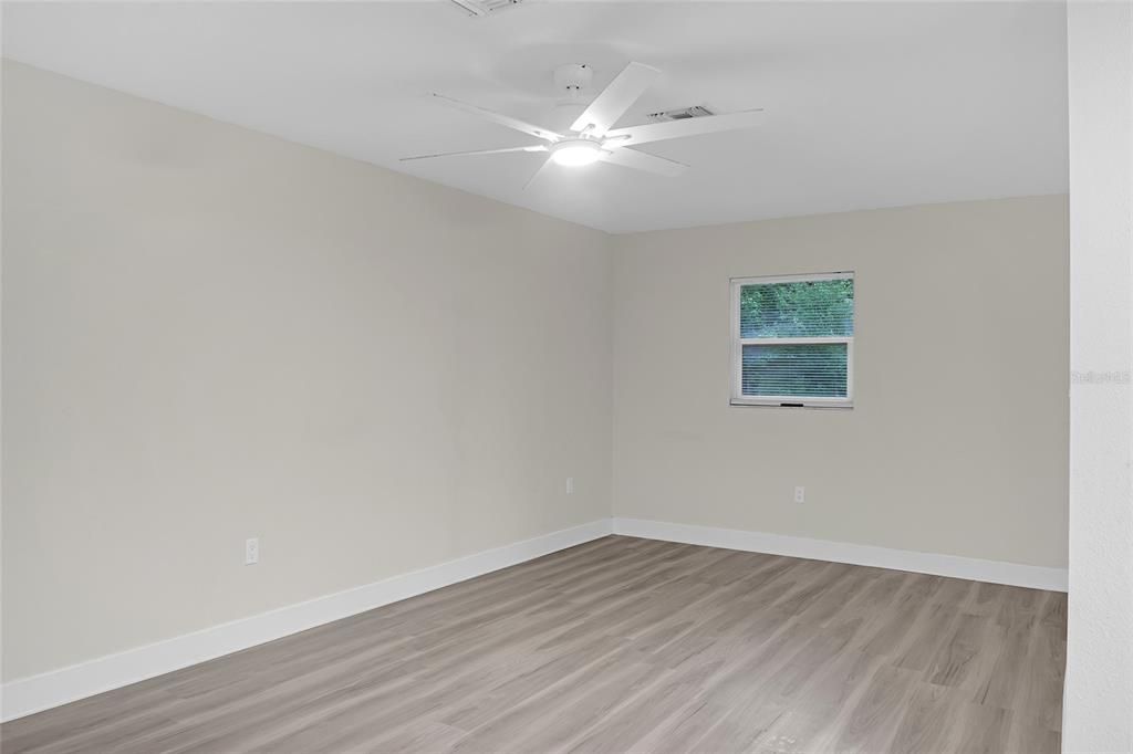 En Venta: $278,000 (3 camas, 2 baños, 1380 Pies cuadrados)