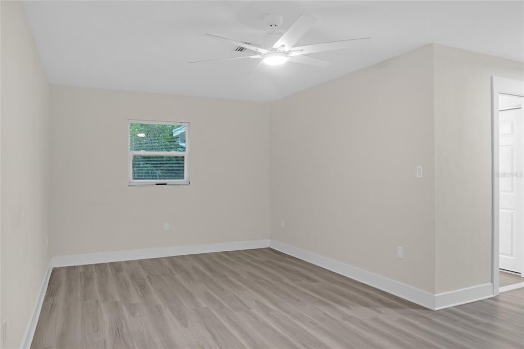 En Venta: $278,000 (3 camas, 2 baños, 1380 Pies cuadrados)