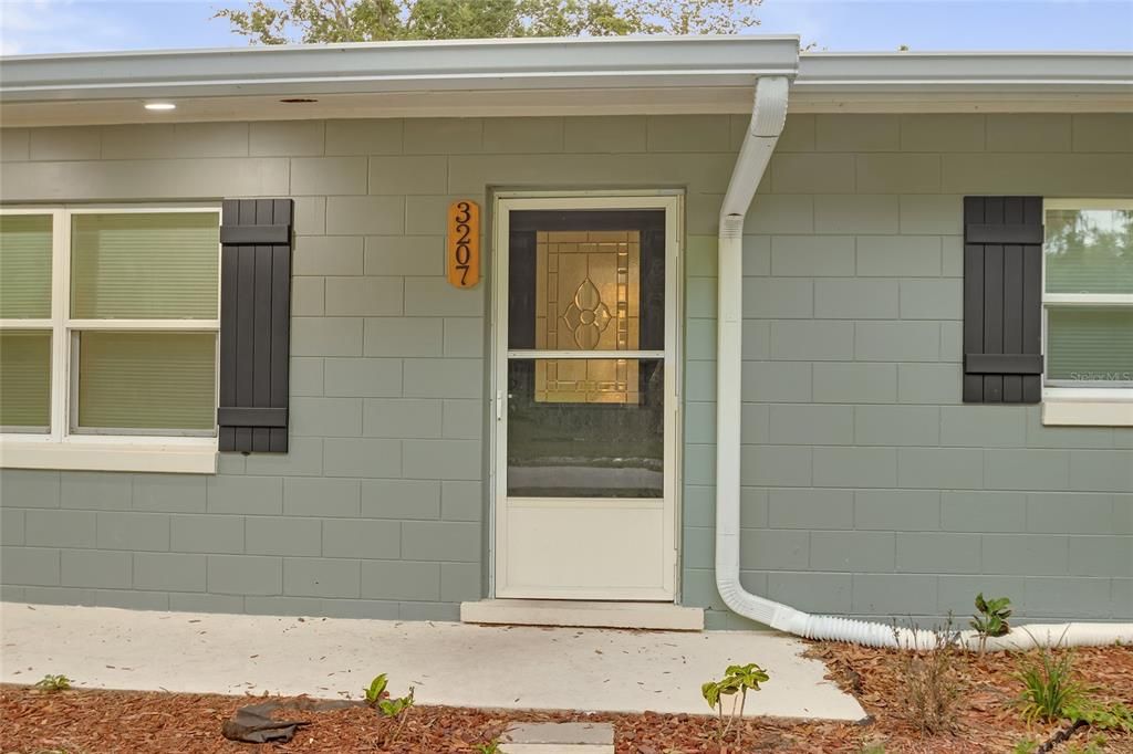 En Venta: $278,000 (3 camas, 2 baños, 1380 Pies cuadrados)