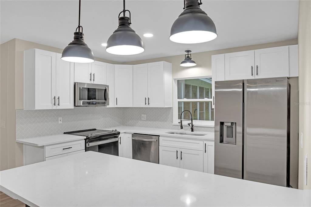 En Venta: $278,000 (3 camas, 2 baños, 1380 Pies cuadrados)