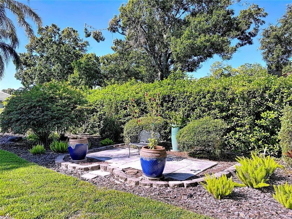 合同活跃: $925,000 (4 贝兹, 3 浴室, 2808 平方英尺)