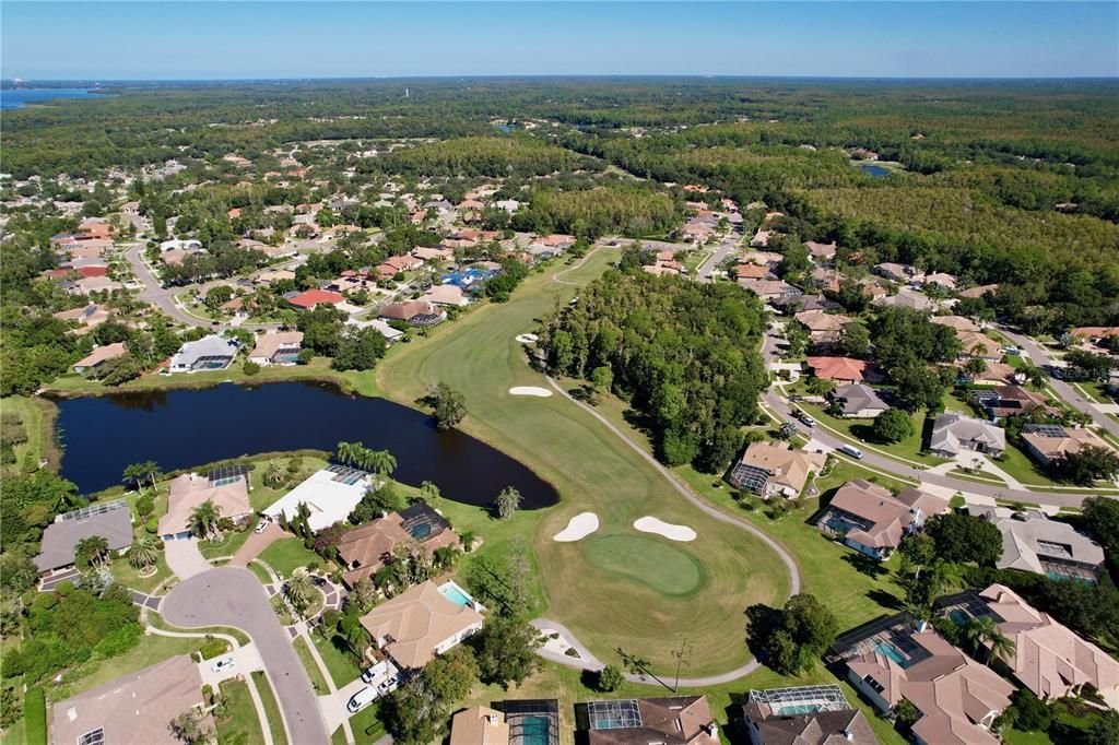 合同活跃: $925,000 (4 贝兹, 3 浴室, 2808 平方英尺)