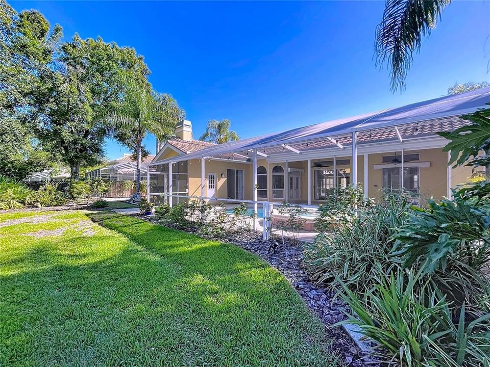 合同活跃: $925,000 (4 贝兹, 3 浴室, 2808 平方英尺)