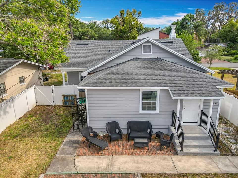 На продажу: $650,000 (4 спален, 0 ванн, 1853 Квадратных фут)