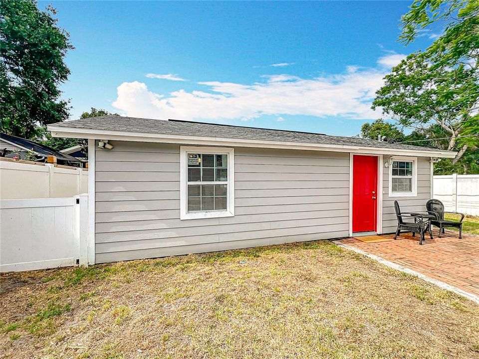 На продажу: $650,000 (4 спален, 0 ванн, 1853 Квадратных фут)