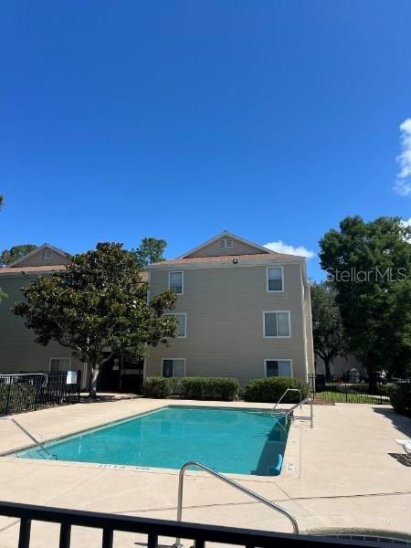 En Renta: $500 (4 camas, 4 baños, 1225 Pies cuadrados)