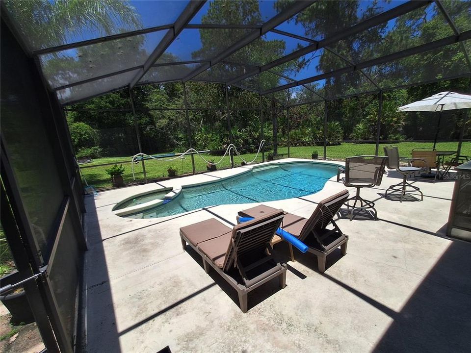 На продажу: $569,999 (3 спален, 2 ванн, 2500 Квадратных фут)