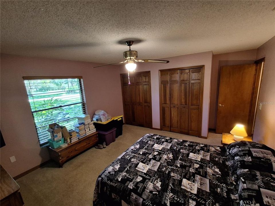 На продажу: $569,999 (3 спален, 2 ванн, 2500 Квадратных фут)