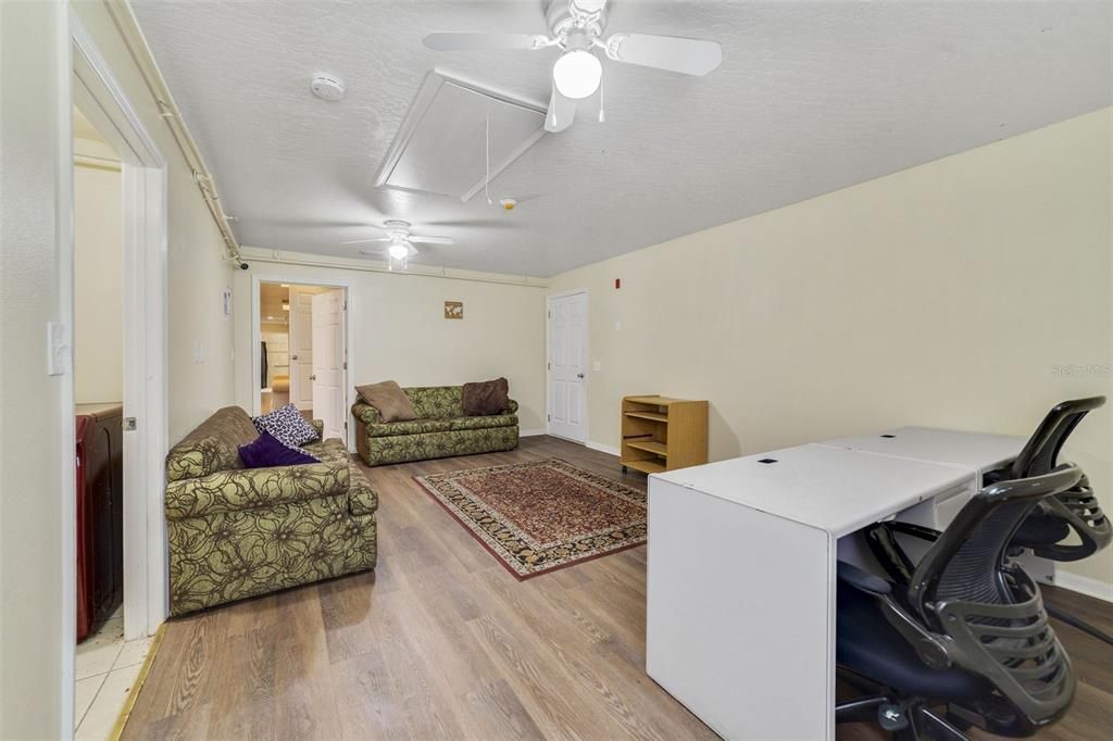 待售: $60,000 (0 贝兹, 0 浴室, 4950 平方英尺)