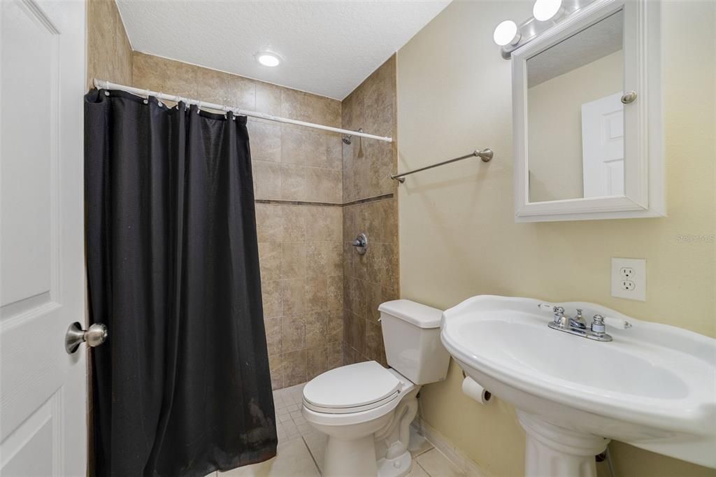 待售: $60,000 (0 贝兹, 0 浴室, 4950 平方英尺)