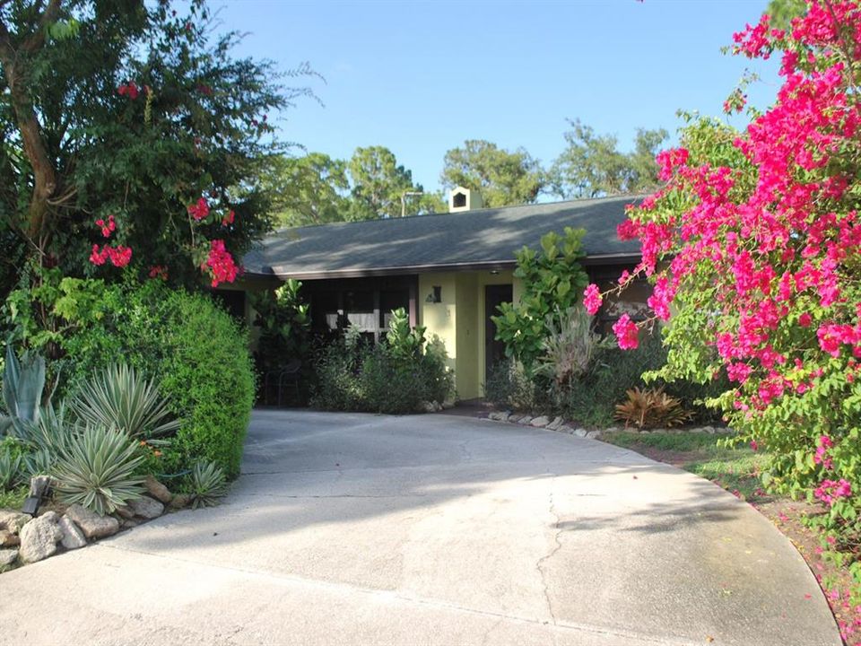 На продажу: $349,000 (3 спален, 2 ванн, 1672 Квадратных фут)