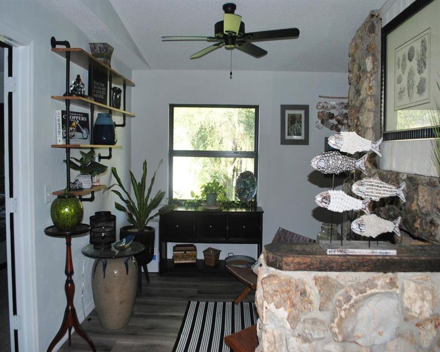 На продажу: $349,000 (3 спален, 2 ванн, 1672 Квадратных фут)