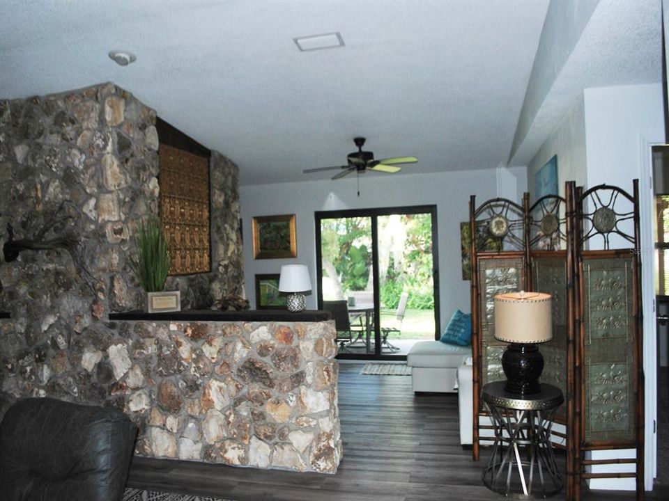 На продажу: $349,000 (3 спален, 2 ванн, 1672 Квадратных фут)