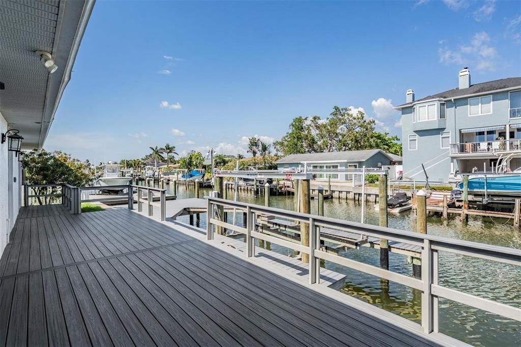 На продажу: $1,100,000 (3 спален, 2 ванн, 2416 Квадратных фут)